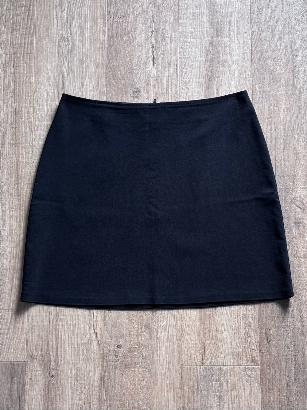 Suzy Shier High Waist Mini Skirt in Black